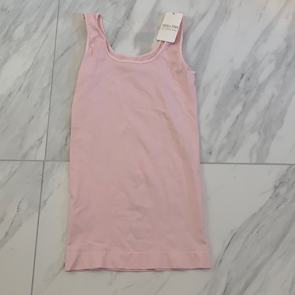 Tees by Tina woman’s pink one size fits all smooth tank